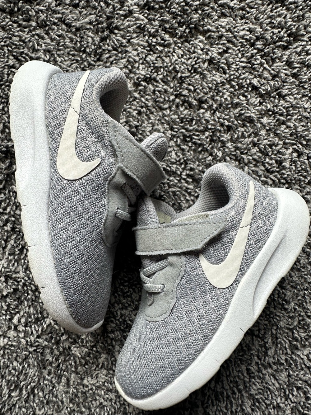 Nike Tajun Grey Mesh Sneaker Easy On Size 7 Infant Baby